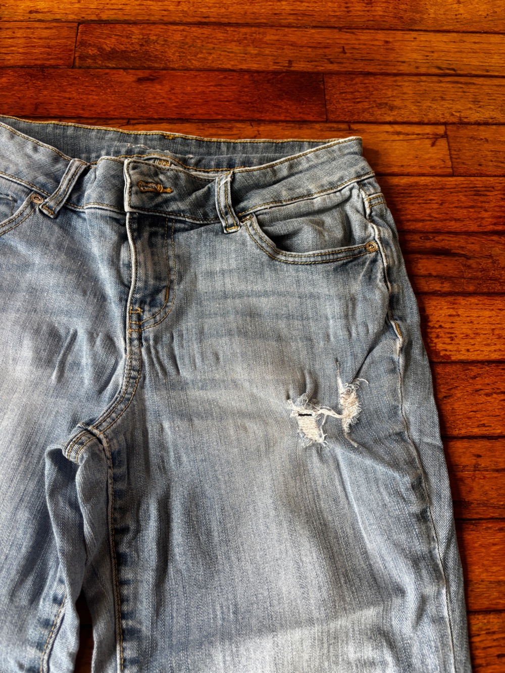 Womens Maurices capris size 6 - Picture 5 of 9